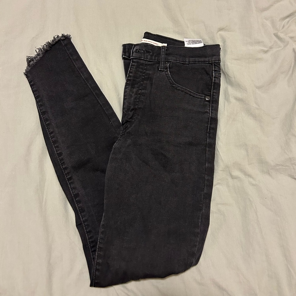 Levis Mile High Super Skinny
